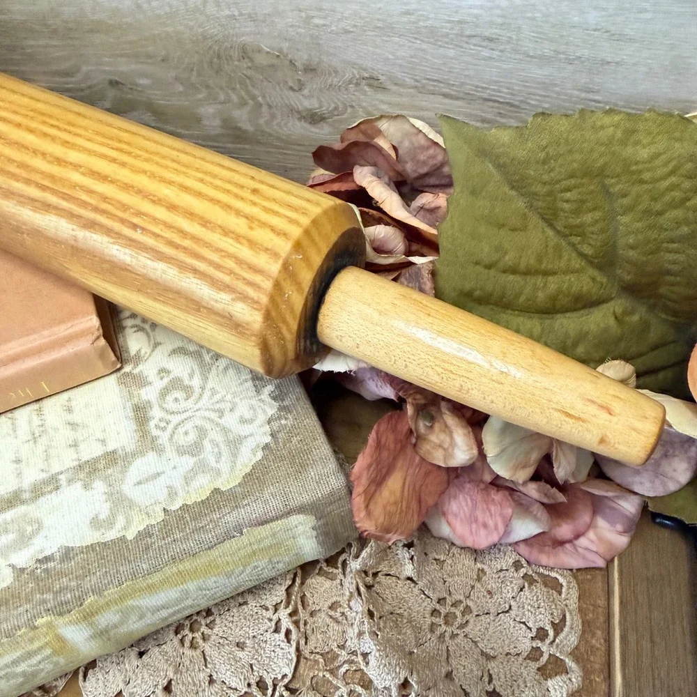 Vintage Style Wooden Rolling Pin Natural Grain Farmhouse Kitchen Baking Tool